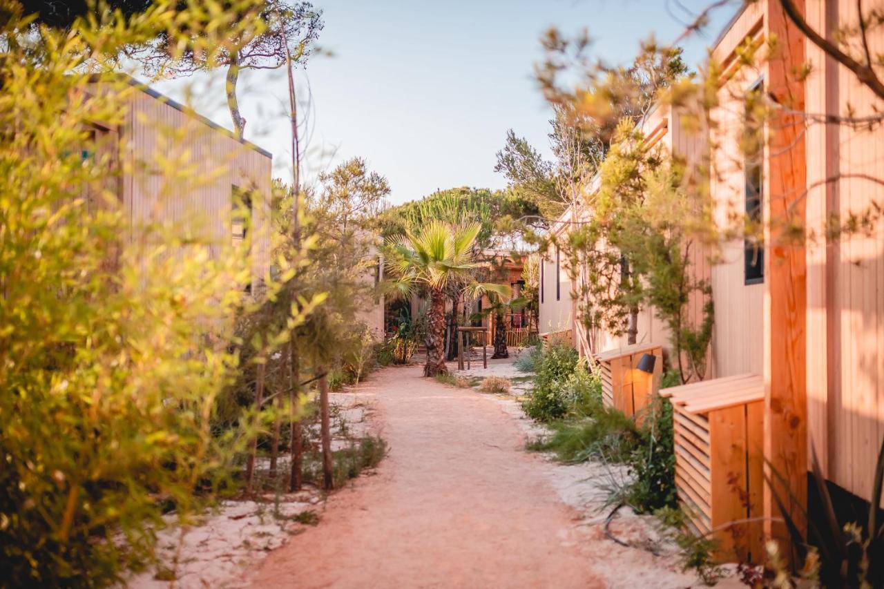 Salines Hotel Hyeres Exterior photo