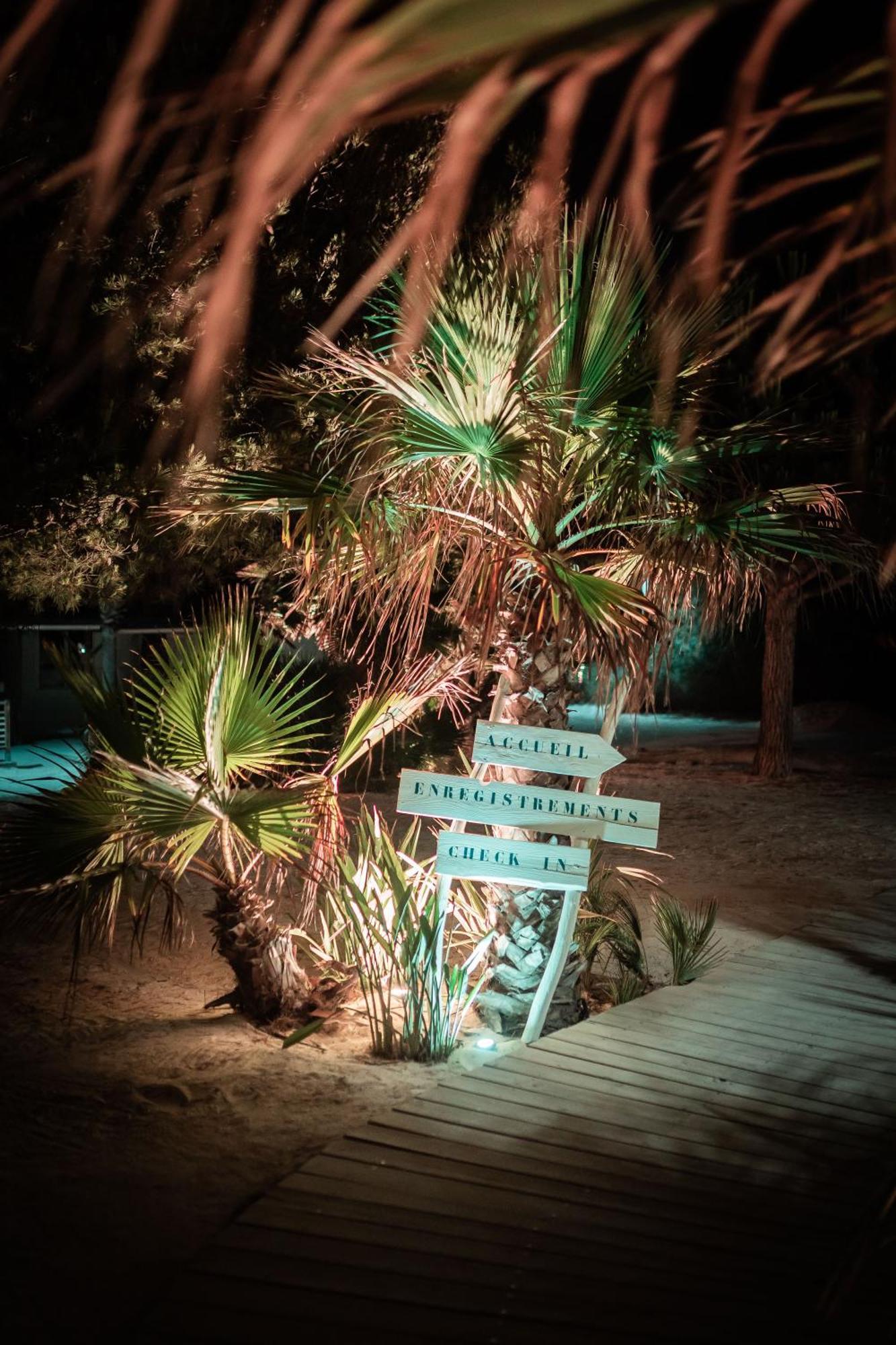 Salines Hotel Hyeres Exterior photo