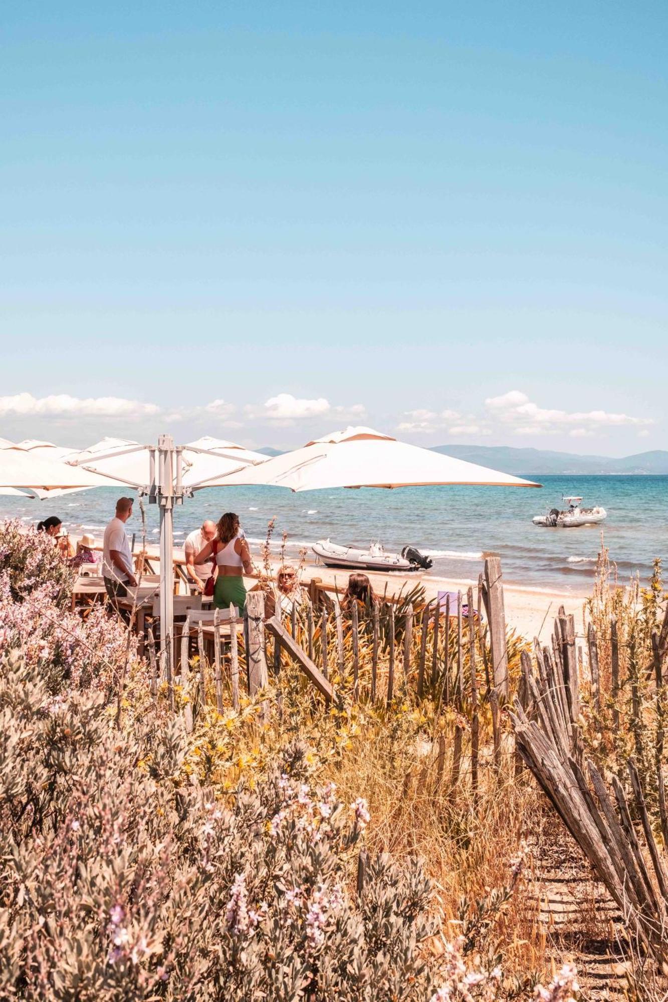 Salines Hotel Hyeres Exterior photo
